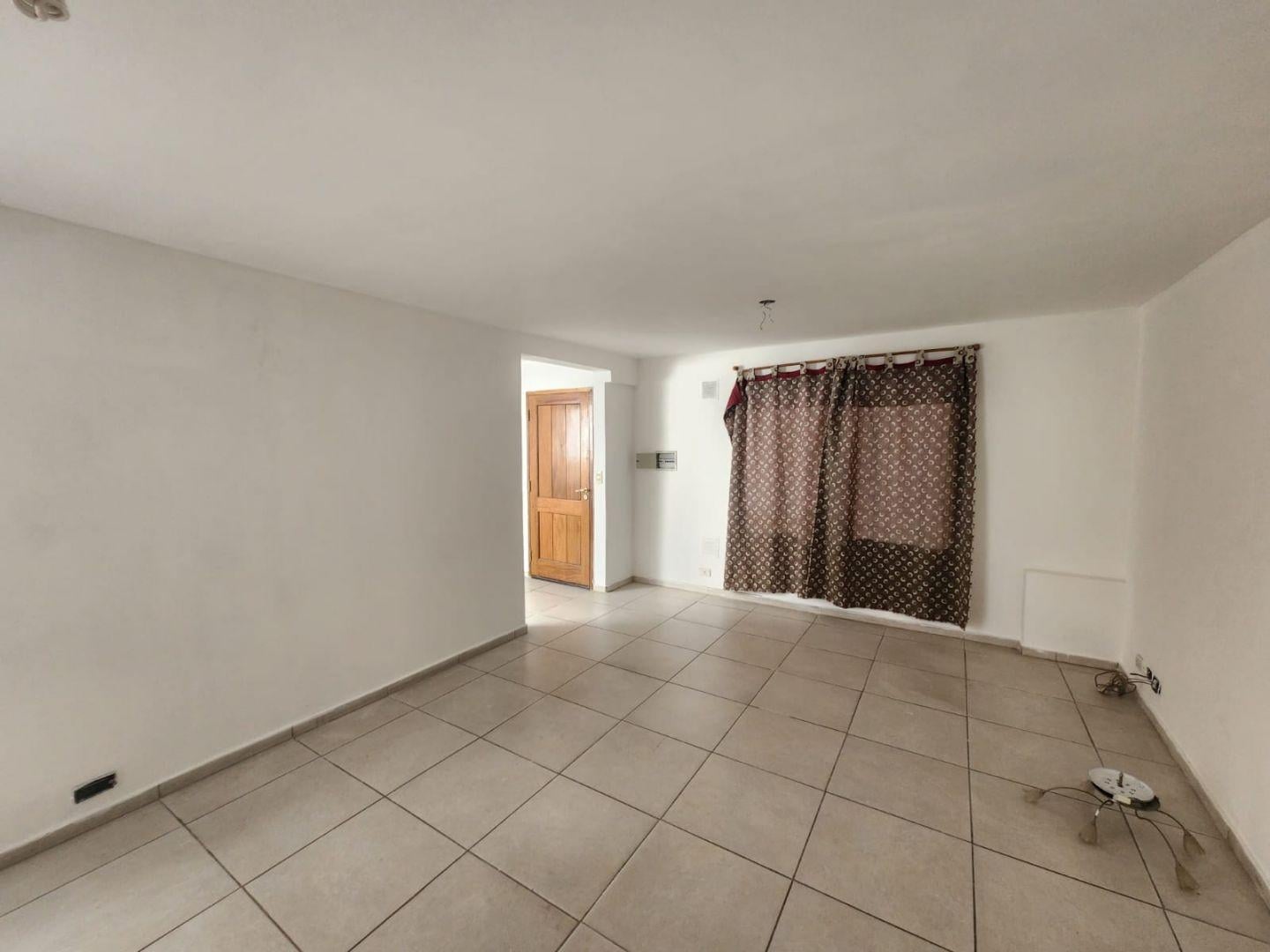 Foto de Casa en venta B° Decavial, Godoy Cruz, imagen 2