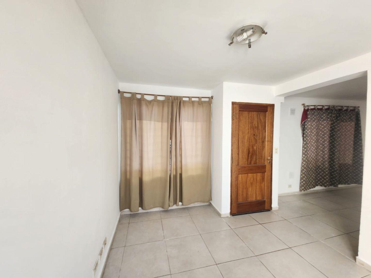 Foto de Casa en venta B° Decavial, Godoy Cruz, imagen 3