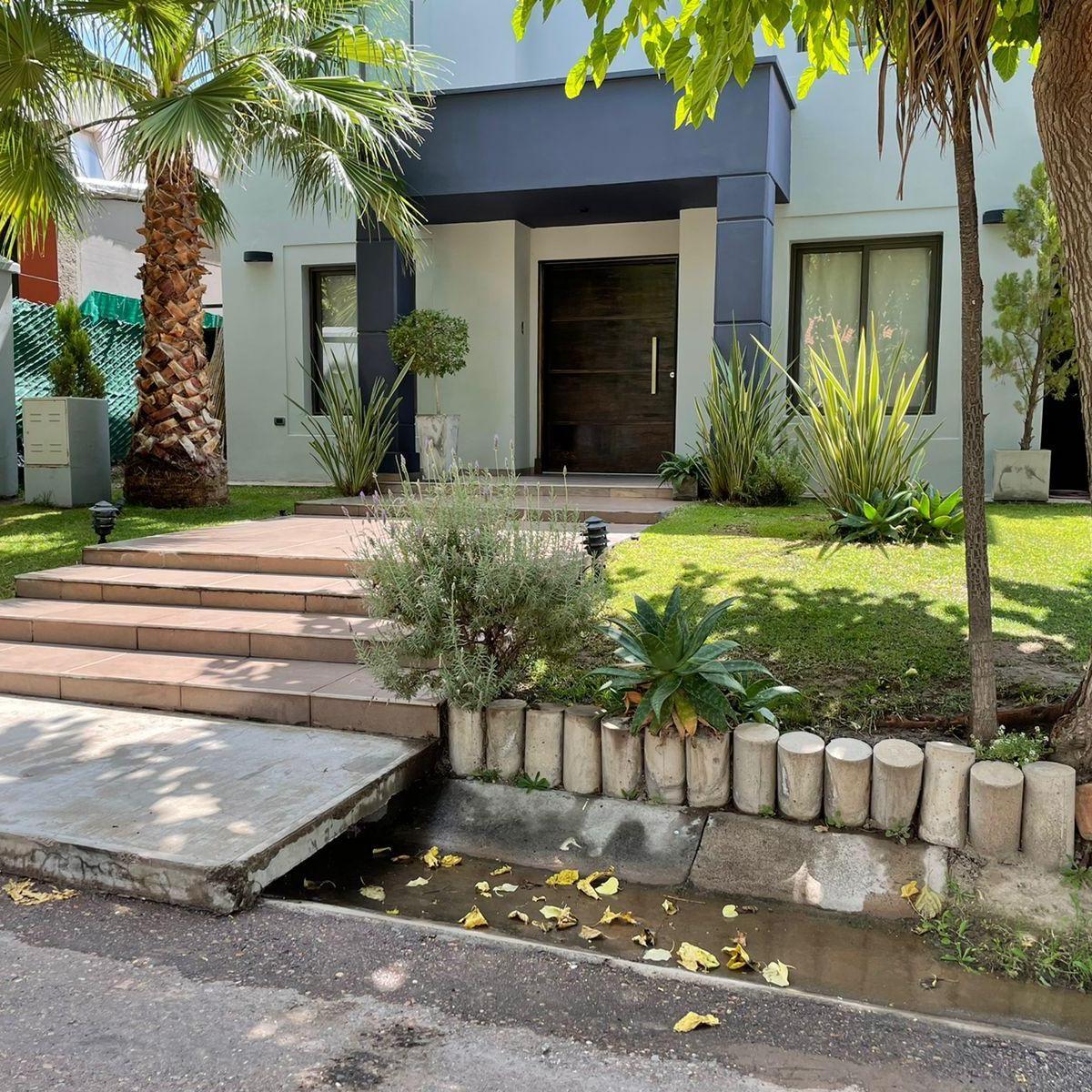 Oportunidad! Casa en Venta en Barrio Privado El Marquesado, Maipú 4
