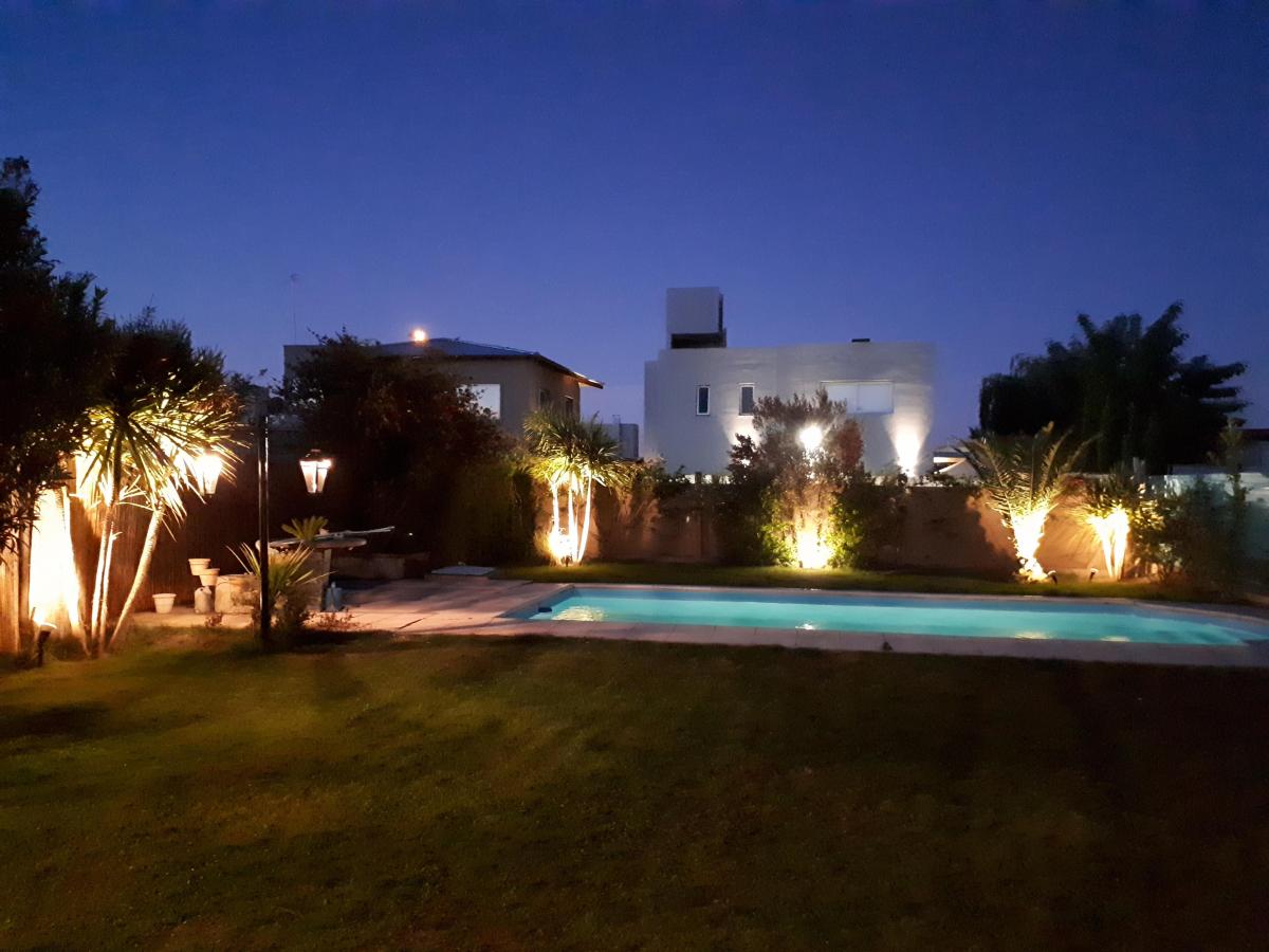 Oportunidad! Casa en Venta en Barrio Privado El Marquesado, Maipú 2