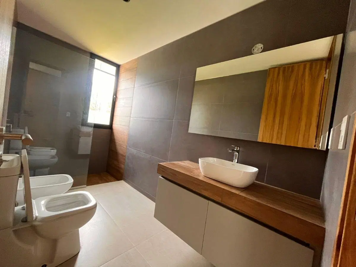 Gres Inmobiliaria Alquila 4