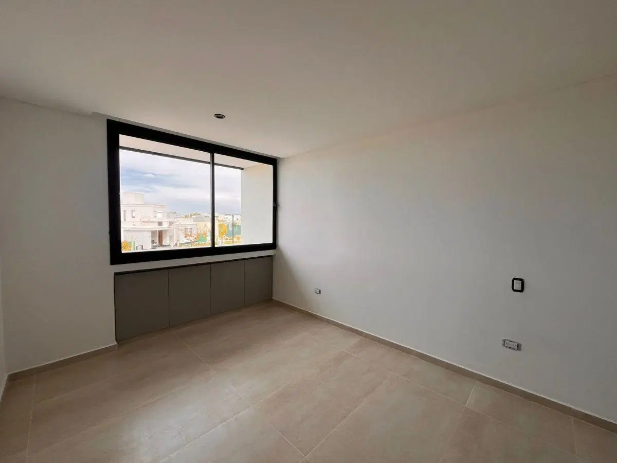 Gres Inmobiliaria Alquila Departamento Bº Privado Lar de Vieytes II 4