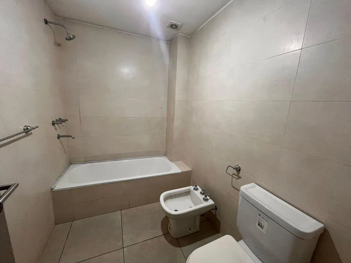 Gres inmobiliaria Alquila 5