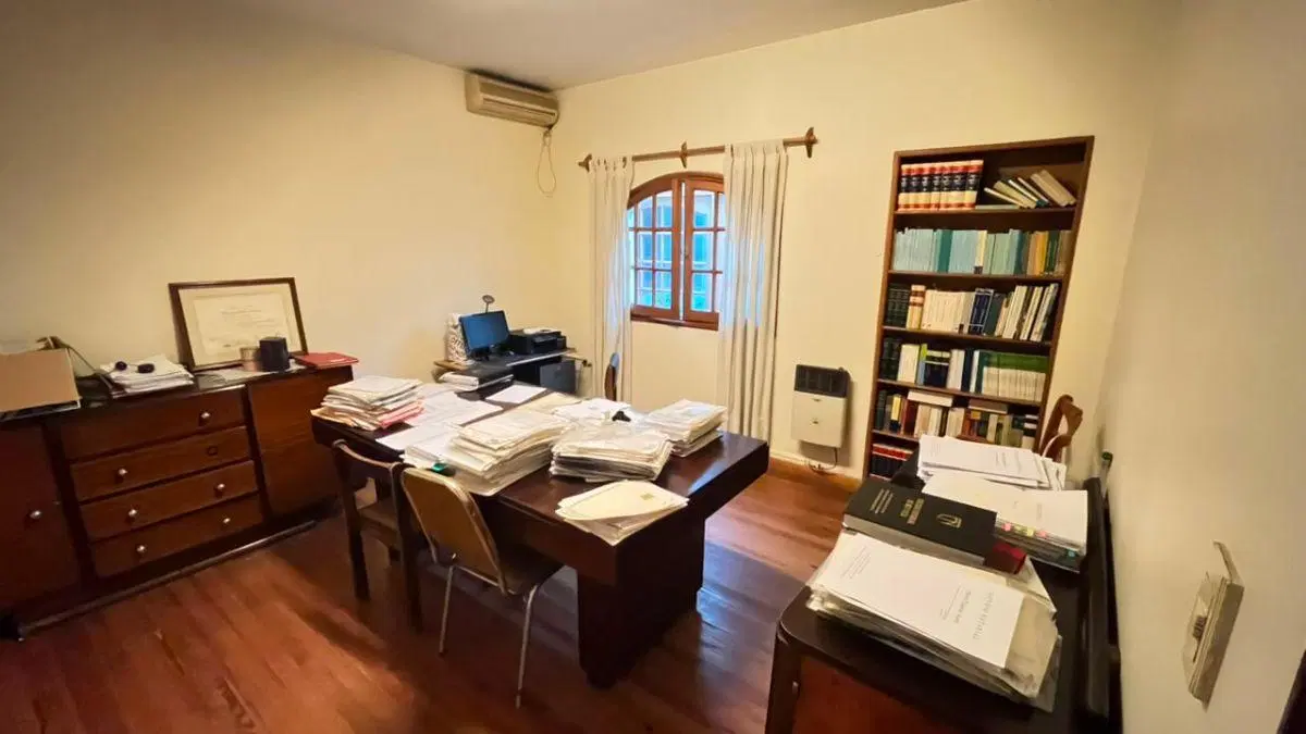 Casa/ Estudio/ Consultorio Barrio Bombal 4
