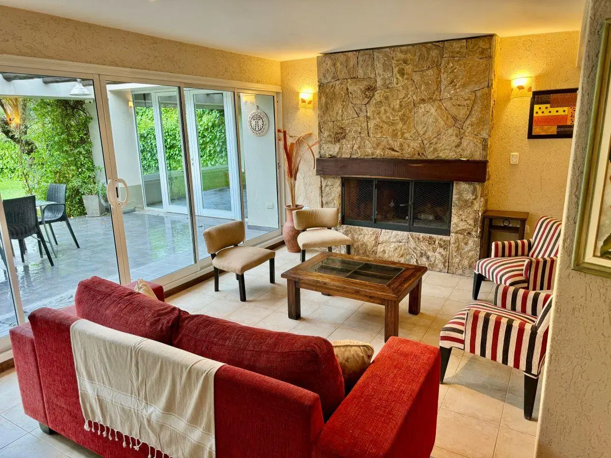 Hermosa Casa Corazón Chacras 1