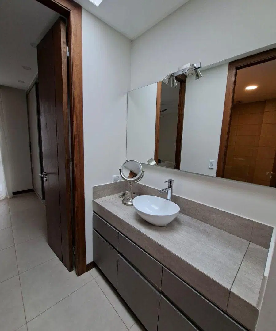 Alquiler de dúplex en zona residencial 4