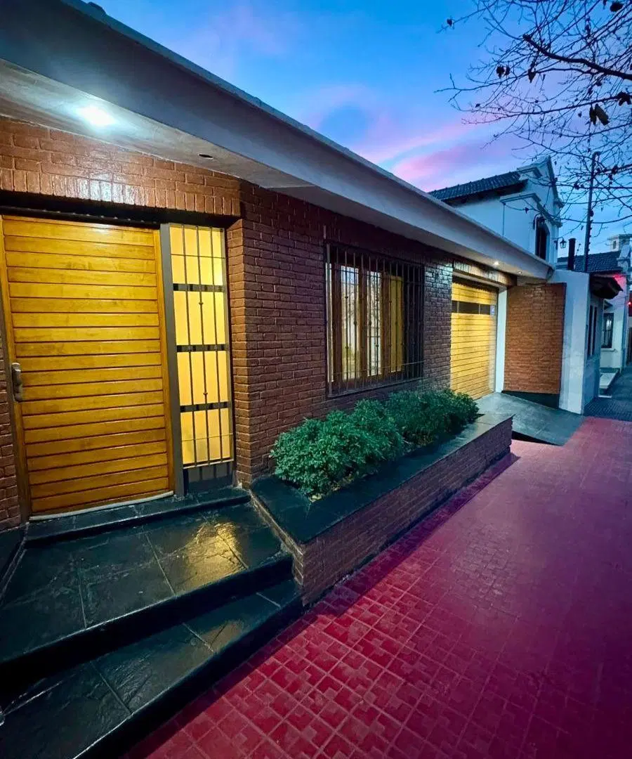 Casa en Venta en Alto Dorrego 3