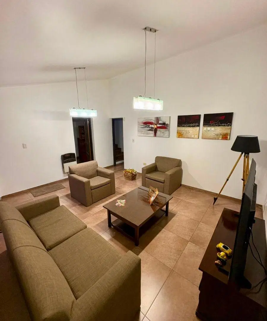 Casa en Venta en Alto Dorrego 5