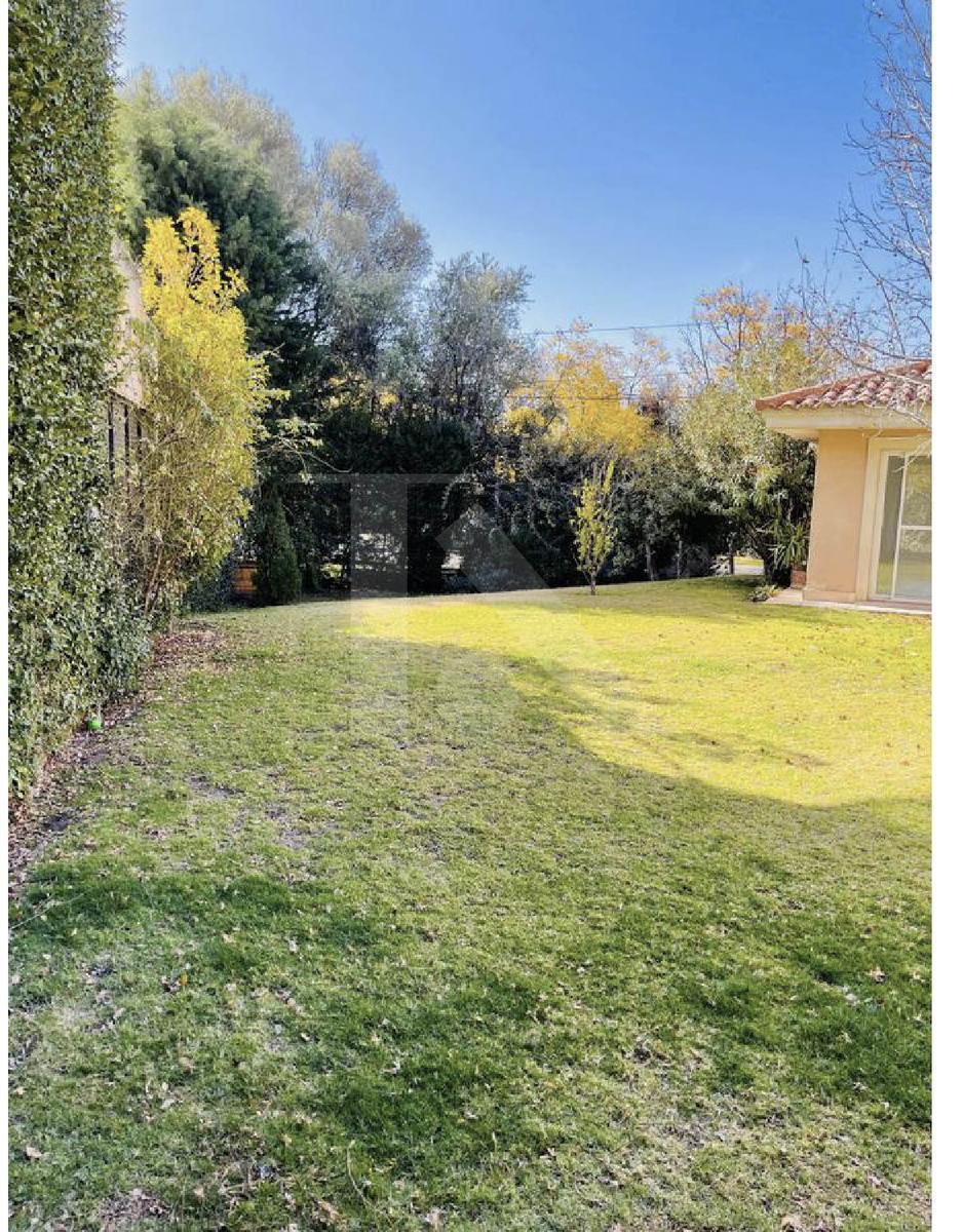 Casa en Venta - Club de Campo 5