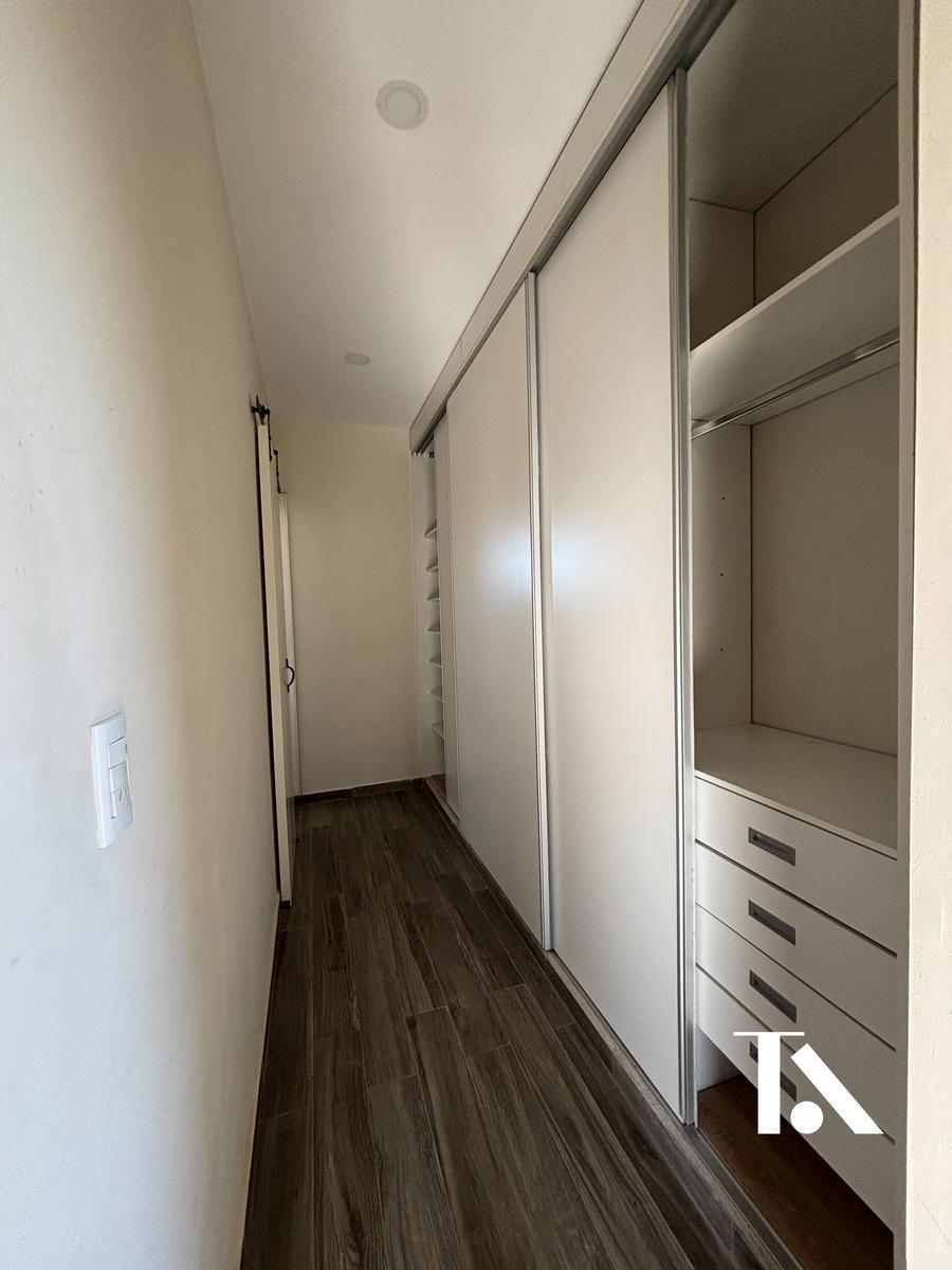 Casa Venta 3 Dorm Viñas de Boedo 1