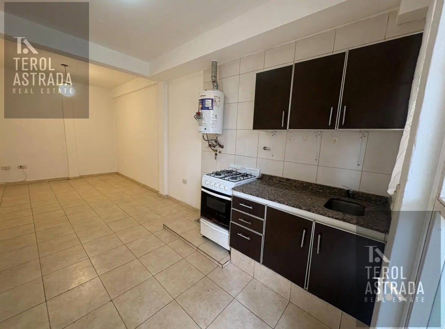 Dpto 1 Dorm + Cochera | VENTA -Guaymallen- Barrio Zona Club Alemán 3