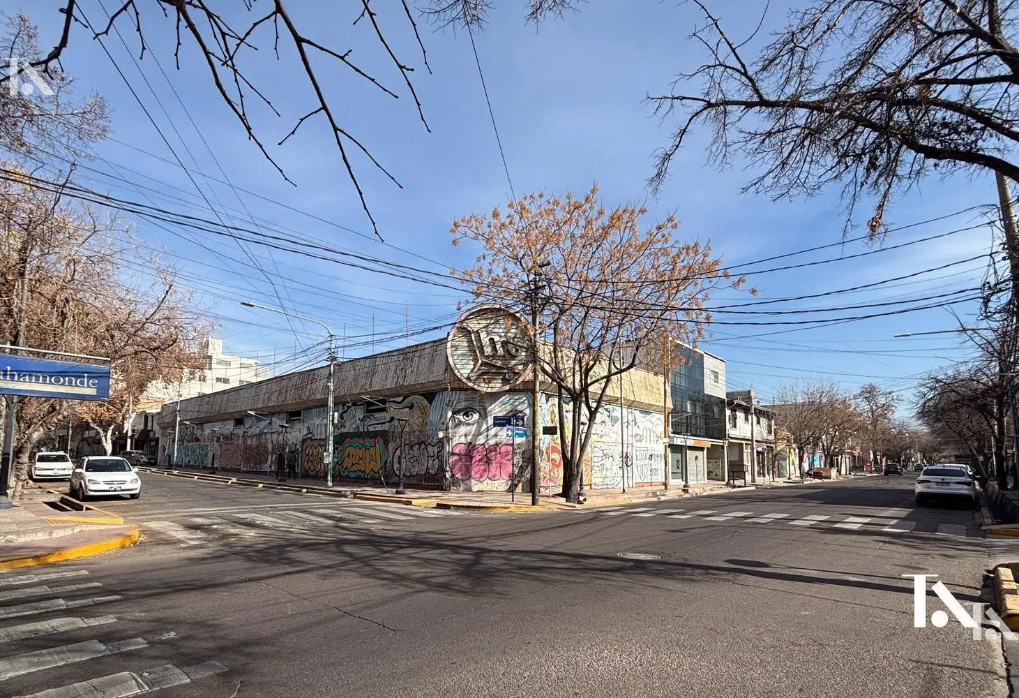 ALQUILER Local - Galpón en Godoy Cruz 3