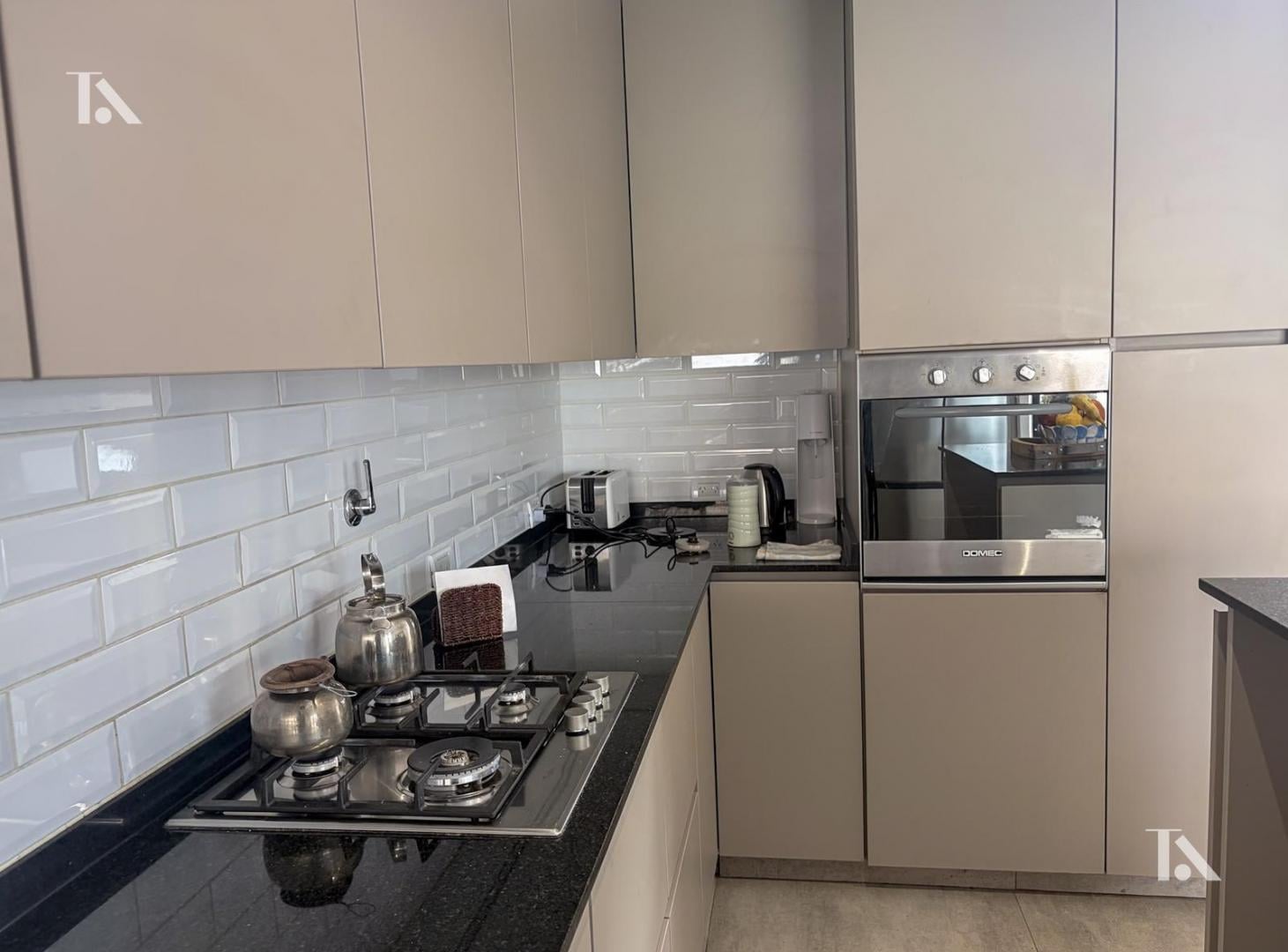 Foto de CASA EN VENTA 2 DORMITORIOS- BARRIO LA BASTILLA- EL CHALLAO -LAS HERAS, imagen 4