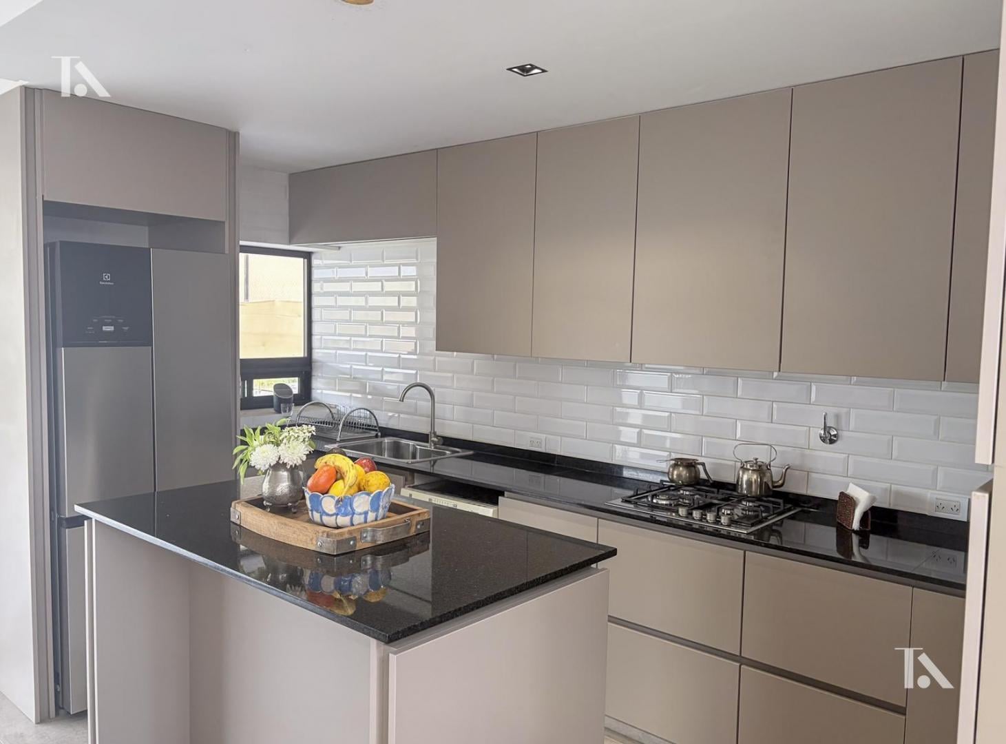 Foto de CASA EN VENTA 2 DORMITORIOS- BARRIO LA BASTILLA- EL CHALLAO -LAS HERAS, imagen 3