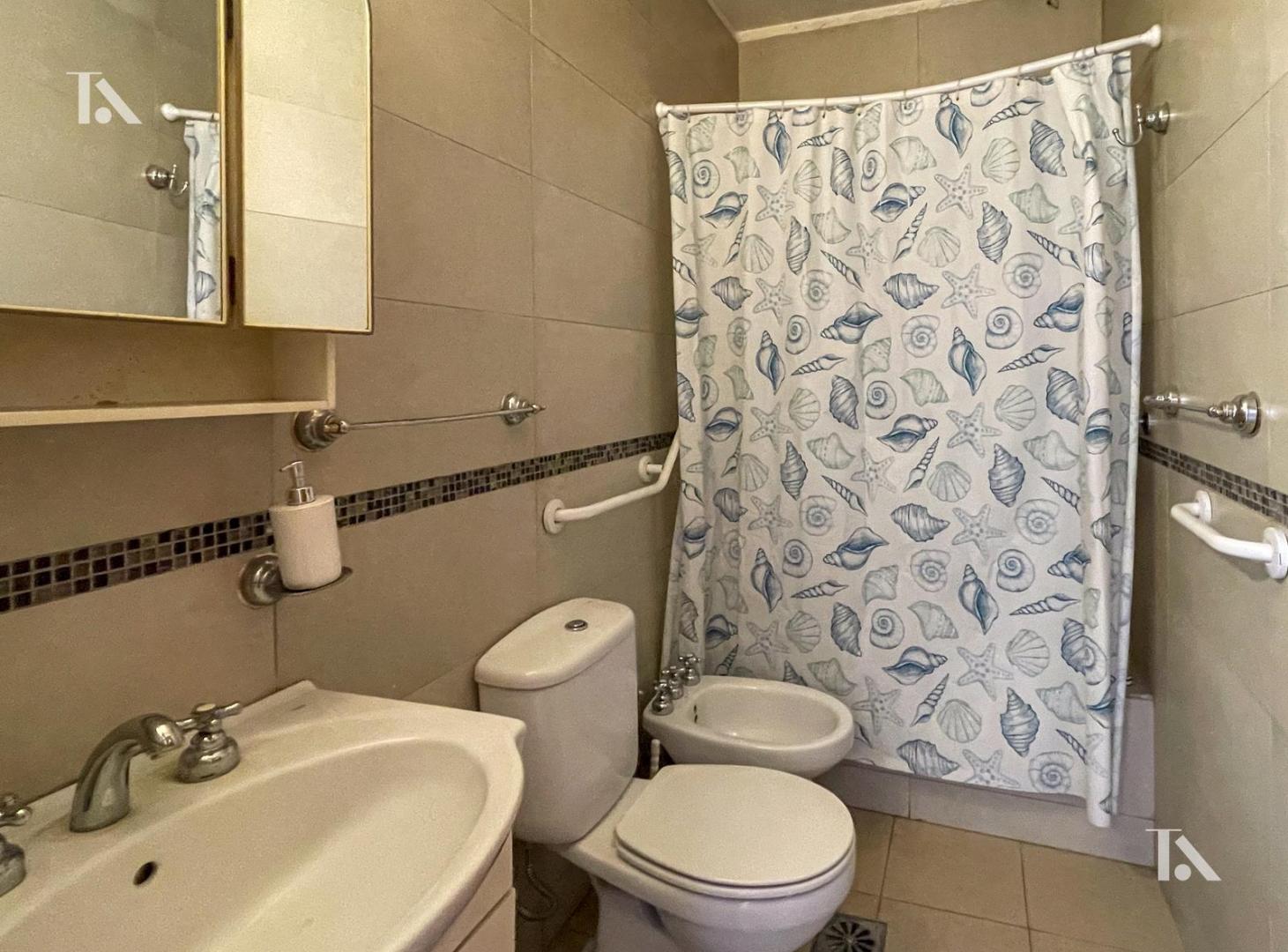 Foto de DEPARTAMENTO - ALQUILER - DOS DORMITORIOS - QUINTA SECCIÓN- MENDOZA, imagen 3