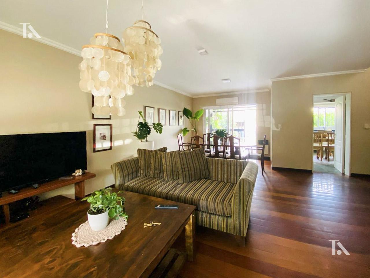 Foto de CASA- VENTA- 4 DORMITORIOS- SEXTA SECCION-CIUDAD-MENDOZA, imagen 3