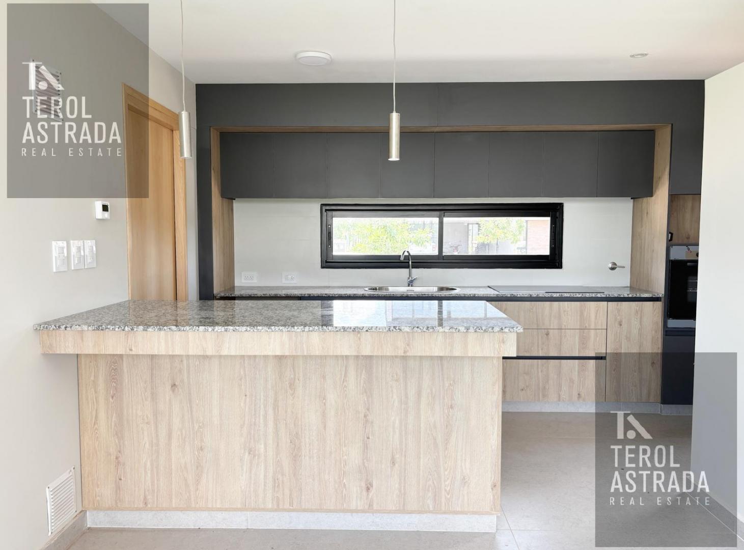 Foto de Casa venta 3 Dormitorios - 1 Planta - Barrio Gran Boedo, Luján de Cuyo, imagen 2