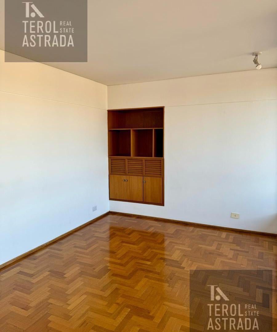 Foto de DEPARTAMENTO PISO COMPLETO- VENTA - 3 DORMITORIOS - QUINTA SECCIÓN, imagen 4