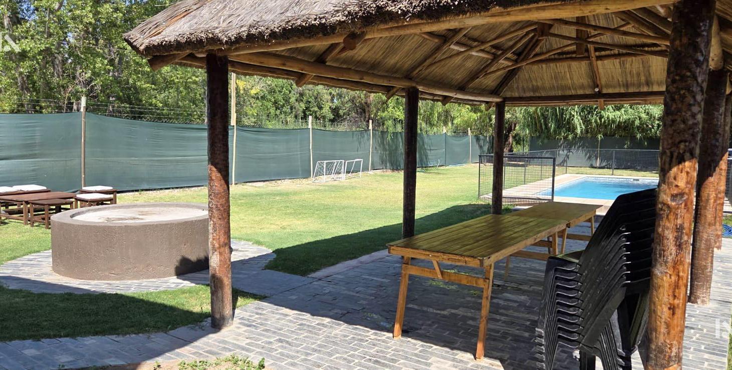 Foto de CASA EN VENTA-2 DORMITORIOS-CALLE TERRADA-PERDRIEl-MENDOZA, imagen 1