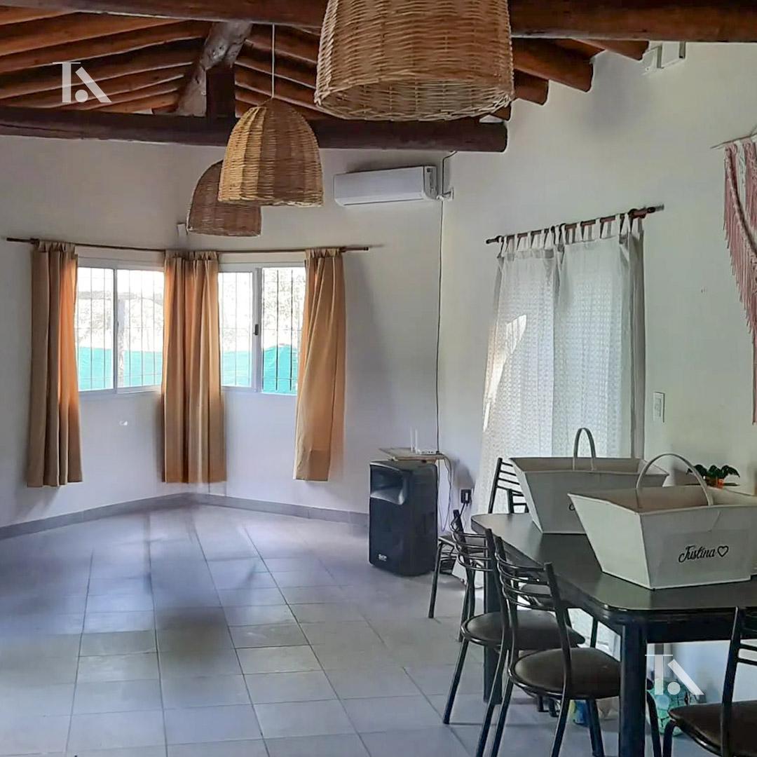 Foto de CASA EN VENTA-2 DORMITORIOS-CALLE TERRADA-PERDRIEl-MENDOZA, imagen 5