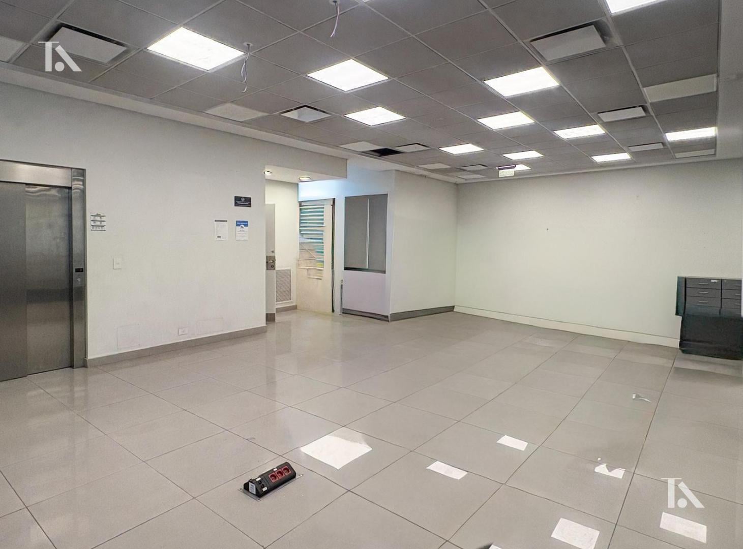 Foto de Venta Local Comercial calle Azcuenaga, imagen 5
