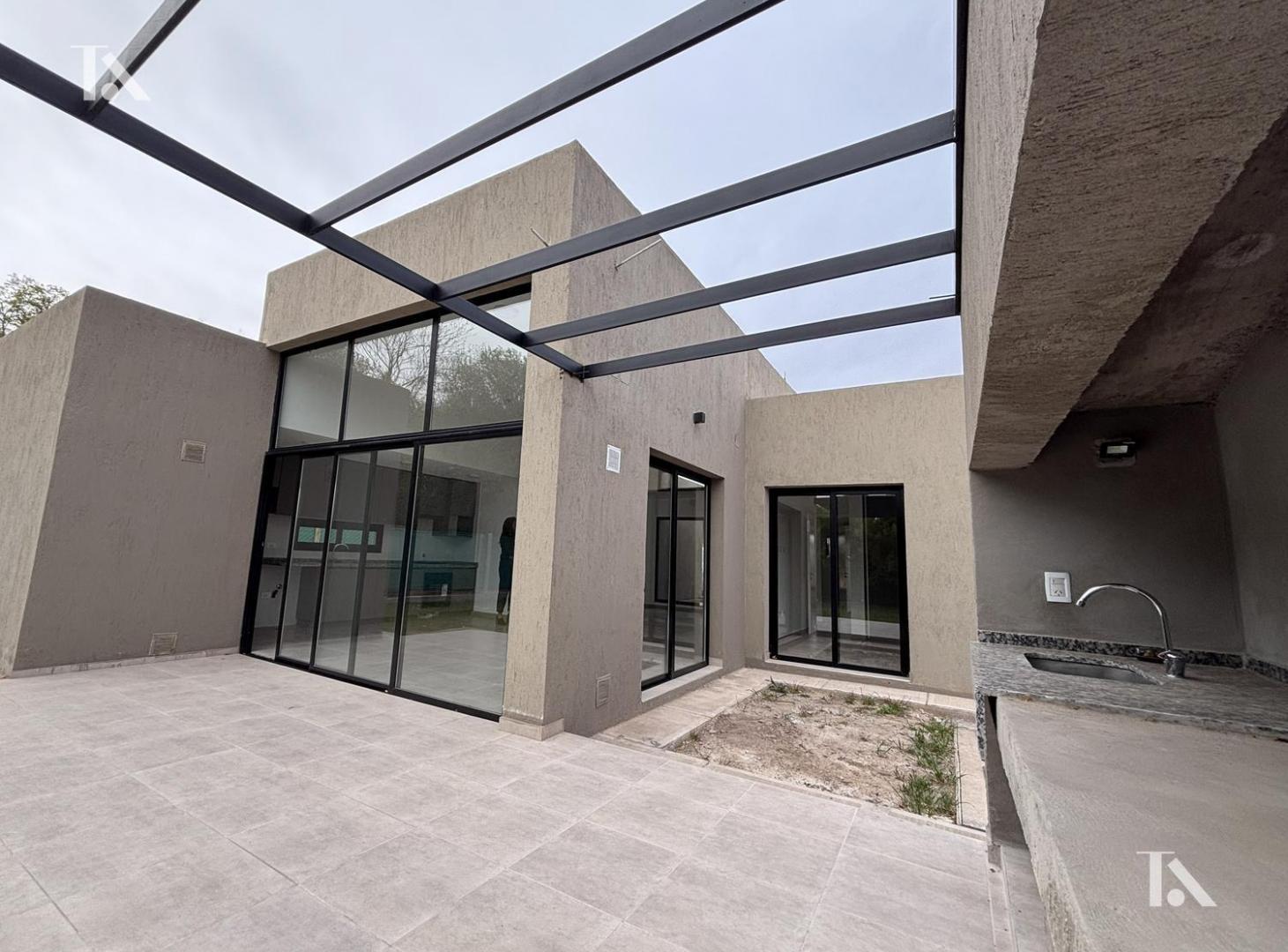Foto de Casa a estrenar en Barrio Pueblo Malbec - 3 habitaciones, imagen 2