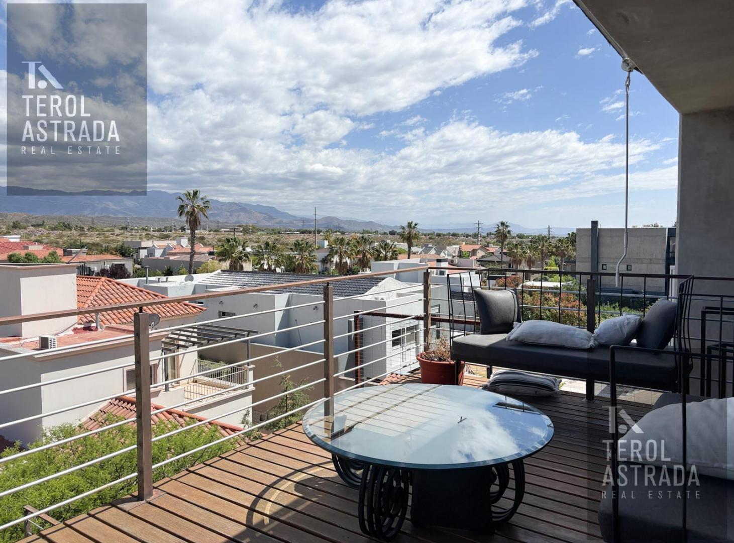 Foto de 2 CASAS conectadas por el jardín - VENTA - EXCEPCIONALES VISTAS A LA, imagen 1