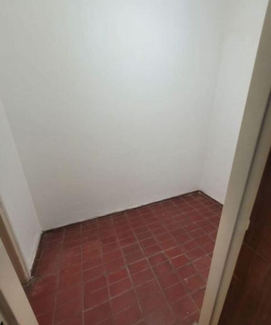 Foto de BOURGUET PROPIEDADES VENDE OFICINA EN EL EDIFICIO LA MICELA, COLON N°, imagen 4