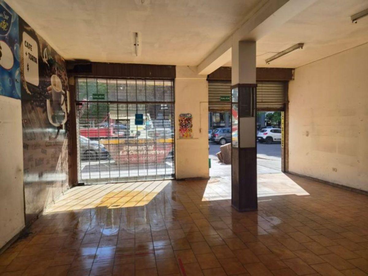 Foto de BOURGUET & OROZCO PROPIEDADES VENDE LOCAL COMERCIAL EN PLENO CENTRO DE, imagen 3