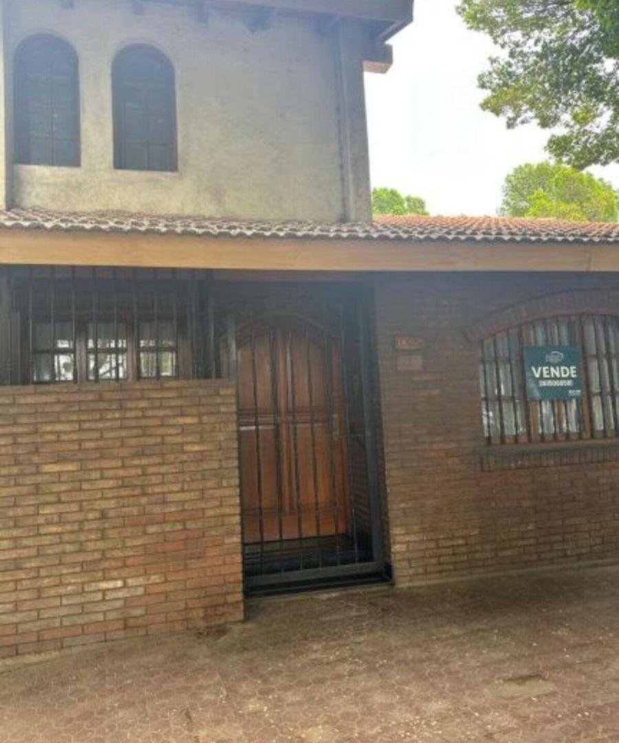 Foto de BOURGUET & OROZCO PROPIEDADES VENDE CASA ESQUINA EN GODOY CRUZ – IDEAL, imagen 1