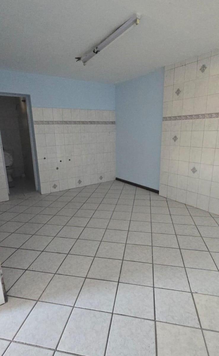 Apta Crédito - Casa y Local Comercial (En Calle Comercial - Residencial) 4