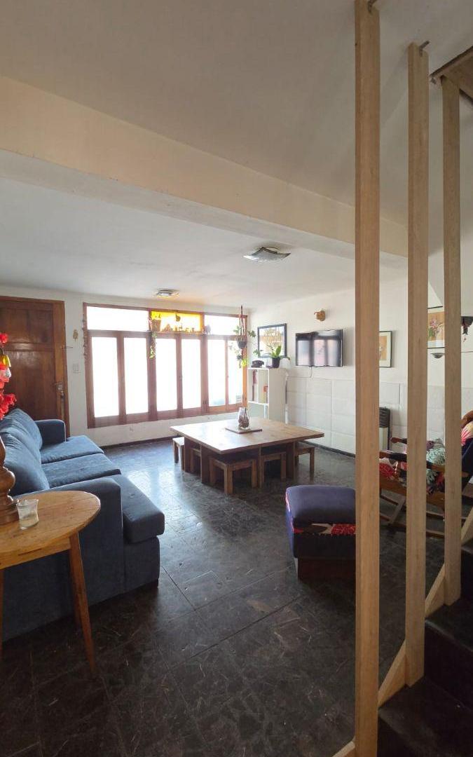 Foto de AMPLIA CASA DE 4 DORMITORIOS A TRES CUADRAS DE CALLE SAN MARTÍN., imagen 3