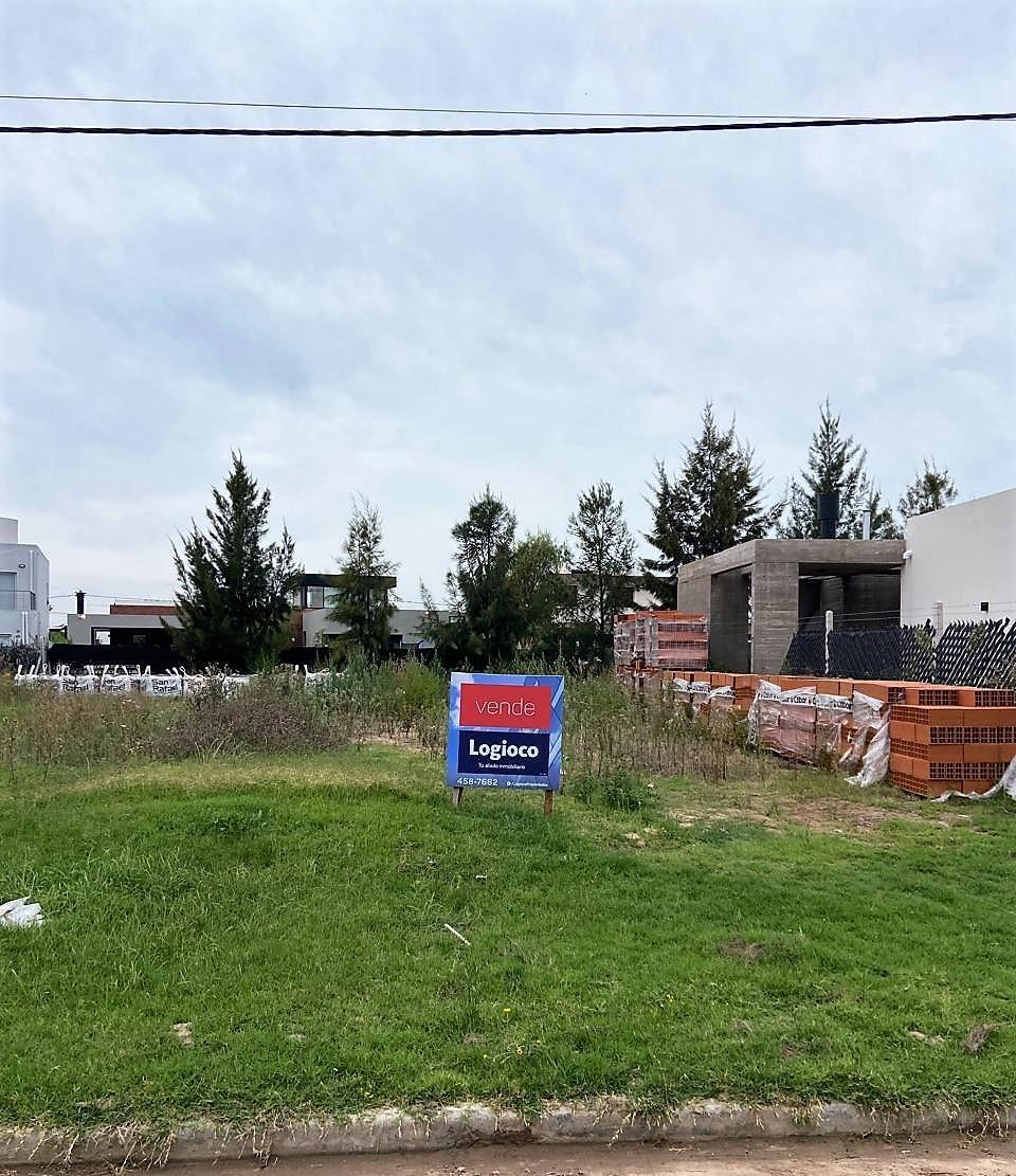 Lote en venta en “El Quimilar”, City Bell