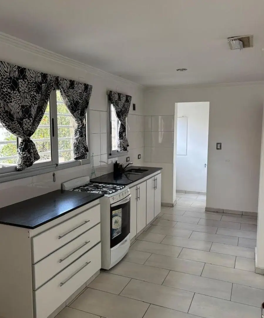Departamento de 2 Dormitorios en calle 59 entre 13 y 14, La Plata 3