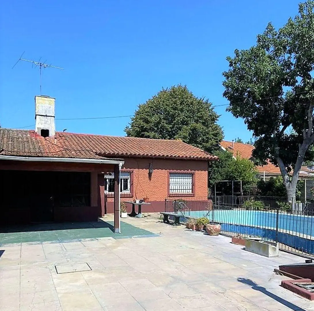 Casa en Camino Gral. Belgrano entre 510 y 511, Gonnet, La Plata. 4