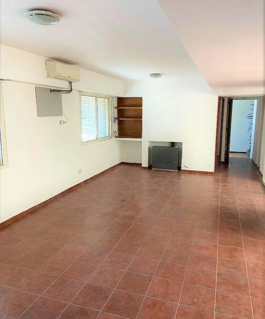 ALQUILER COMERCIAL Casa de 3 dormitorios en calle 12 esquina 41, La Plata 2