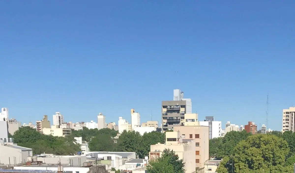 Departamento en alquiler de 2 Dormitorios c/balcón en calle 51 entre 16 y 17, La Plata 3