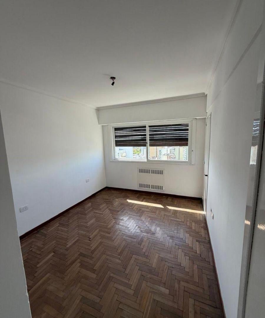 Foto de VENTA Departamento de 3 dormitorios con balcón en Diag. 80 esquina 3, imagen 5