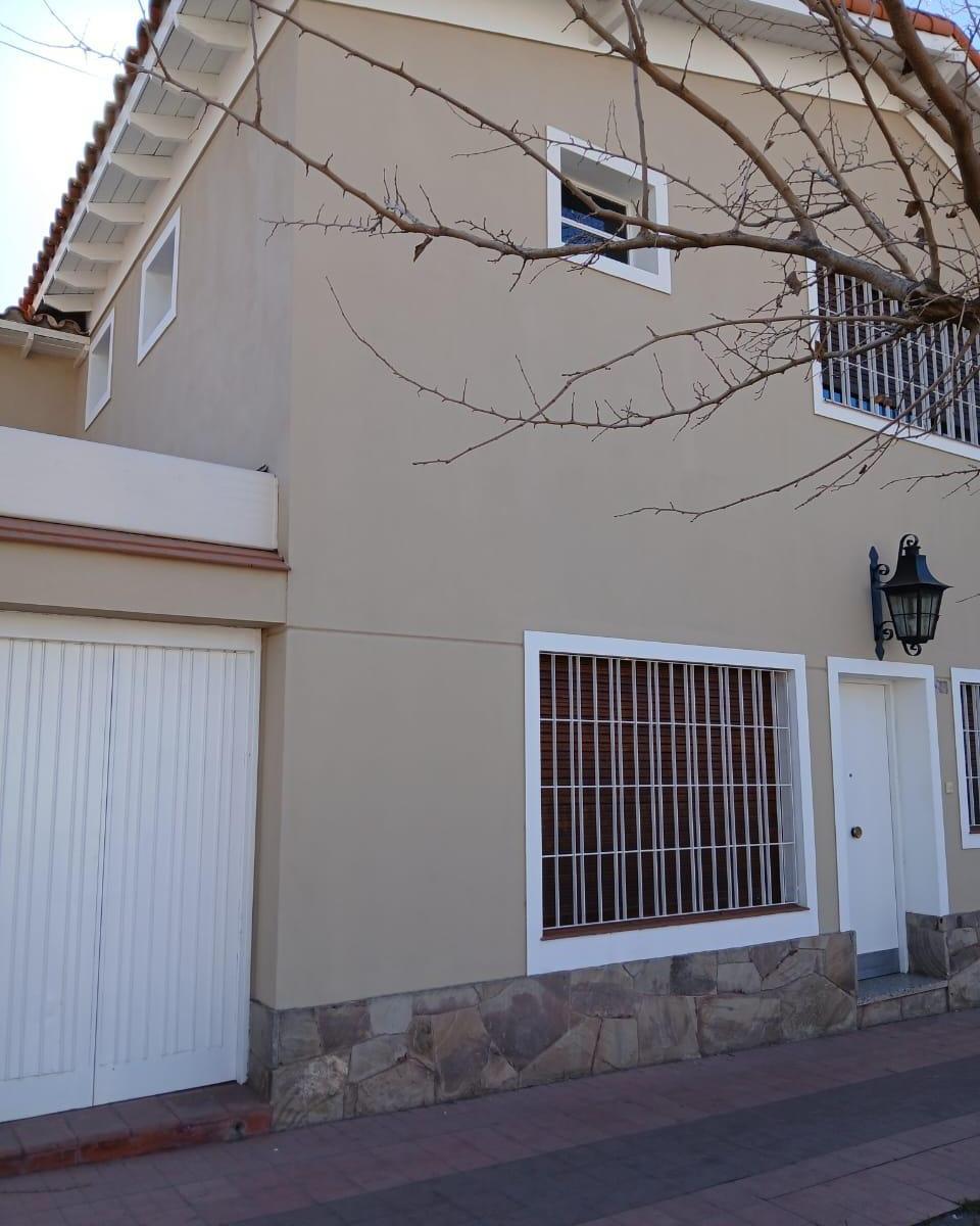 Venta Magnifica Esquina Sexta Seccion - Paso de Los Andes y Laprida 1