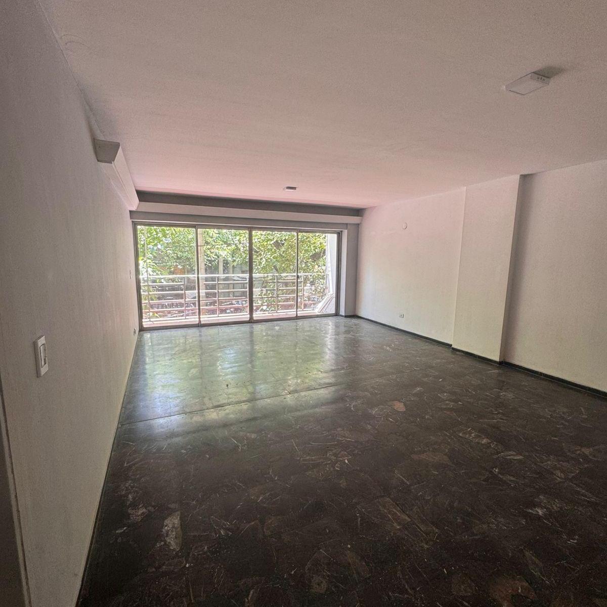 Venta Amplio Semipiso Ubicadisimo - Centro de Mendoza. Sobre Colon y Av Mitre. 2