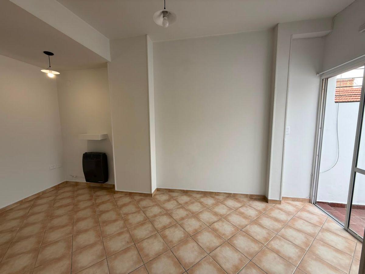 LANDART INMOBILIARIA ALQUILA DEPARTAMENTO CAPITAL