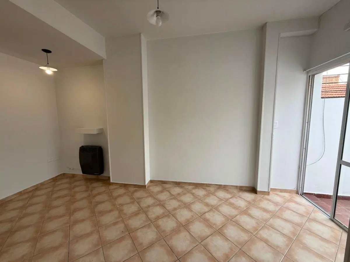 LANDART INMOBILIARIA ALQUILA DEPARTAMENTO CAPITAL 1