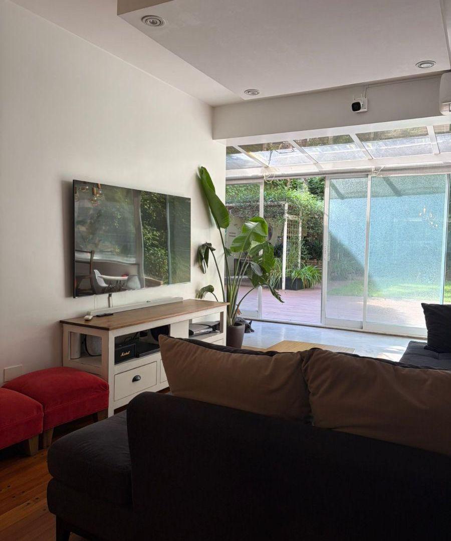 Foto de 3 Ambientes con INCREIBLE Patio - Cochera, imagen 4