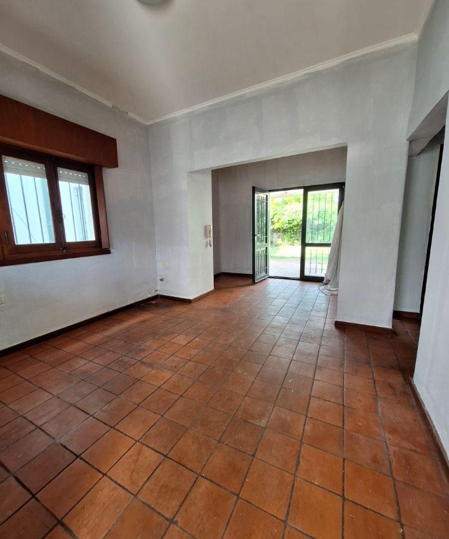 Foto de VENTA CASA 2 DORMITORIOS | AV. 25 E/ 75 Y 76, imagen 3
