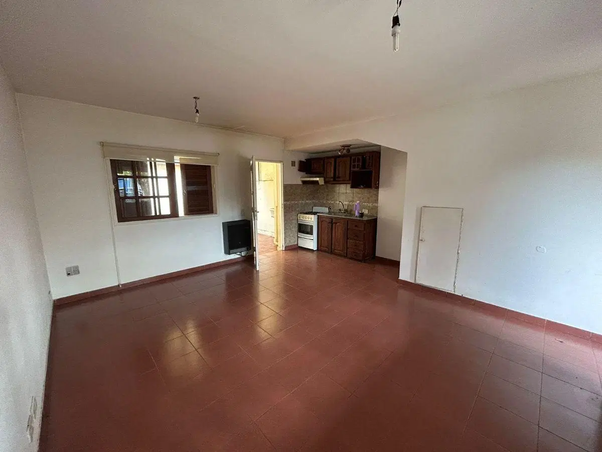 ALQUILER DUPLEX 2 DORMI. | 142 bis e/32 y 33 2