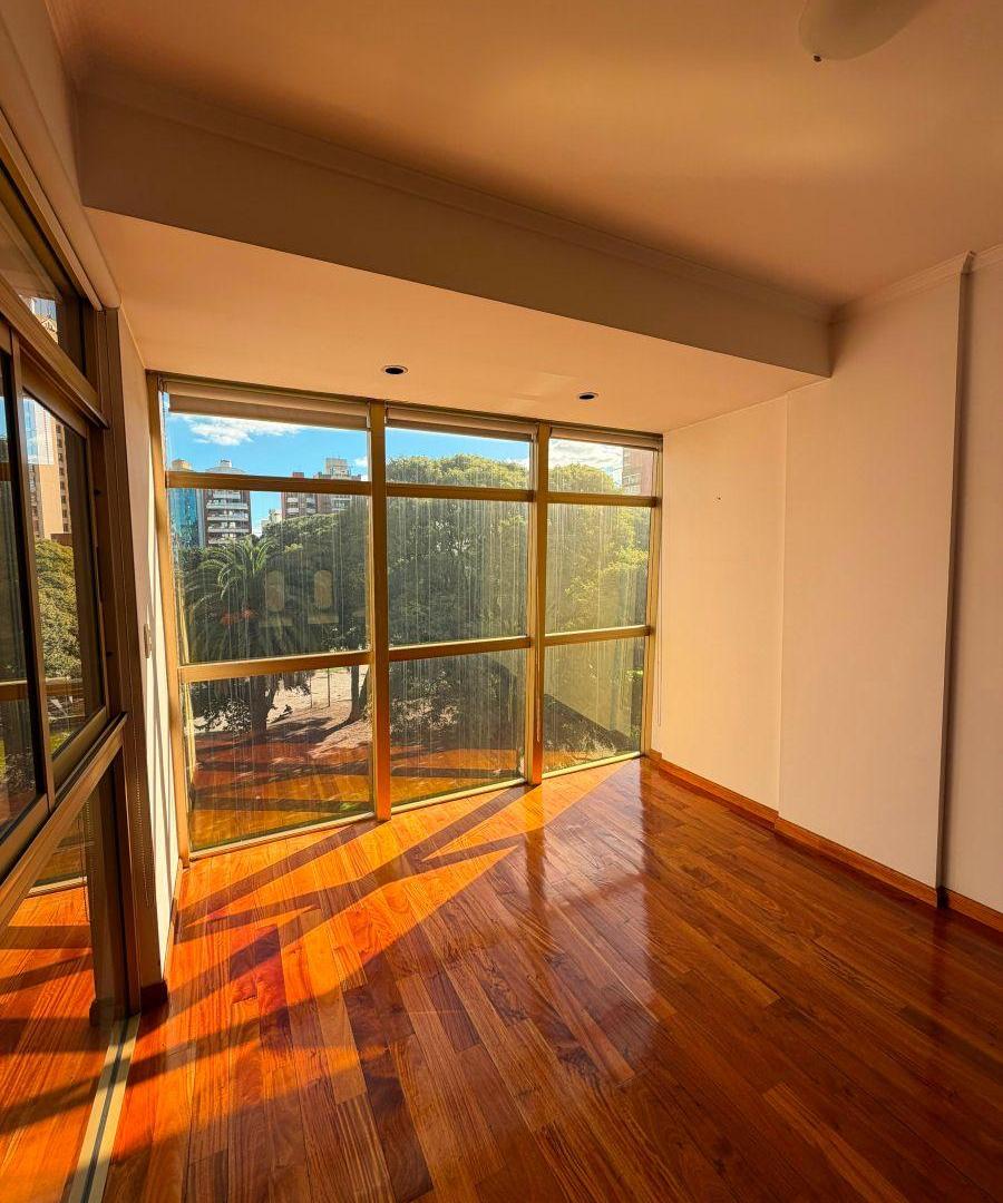 Foto de ALQUILER SEMIPISO C/COCHERA | PLAZA PASO, imagen 3