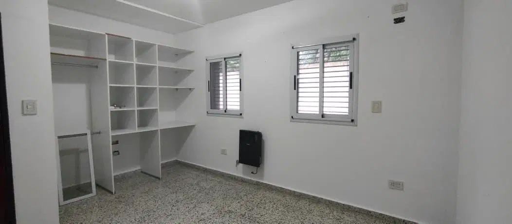 ALQUILER CASA EN CITY BELL DE UN DORMITORIO 4