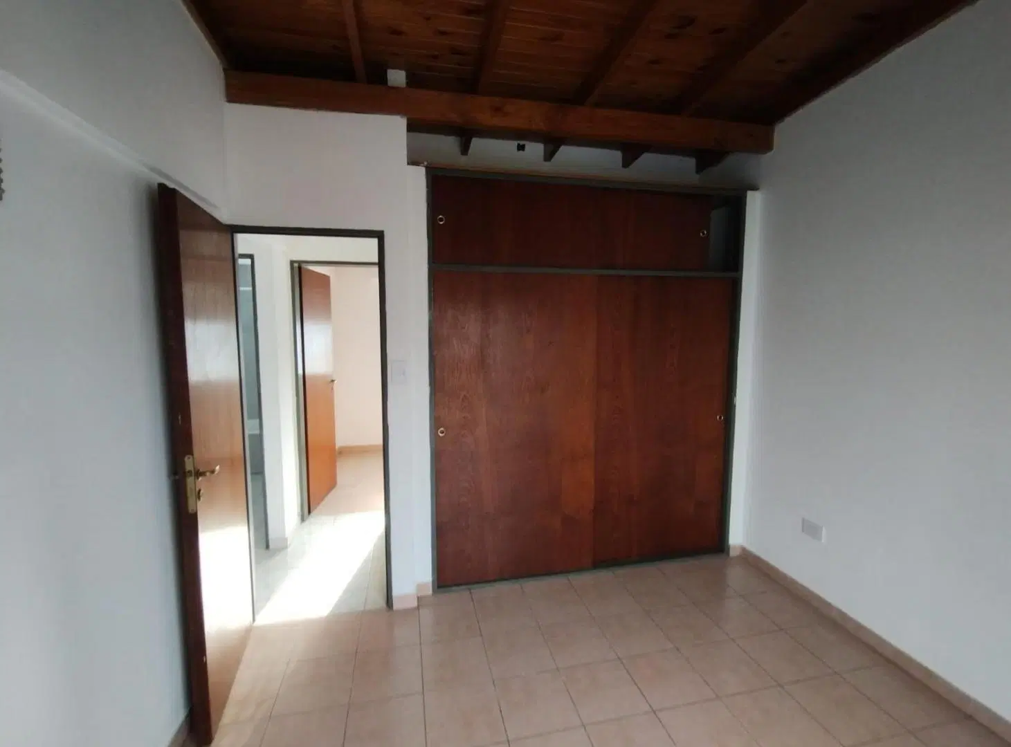 Departamento en ALQUILER en La PLATA -de dos dormitorios- 4