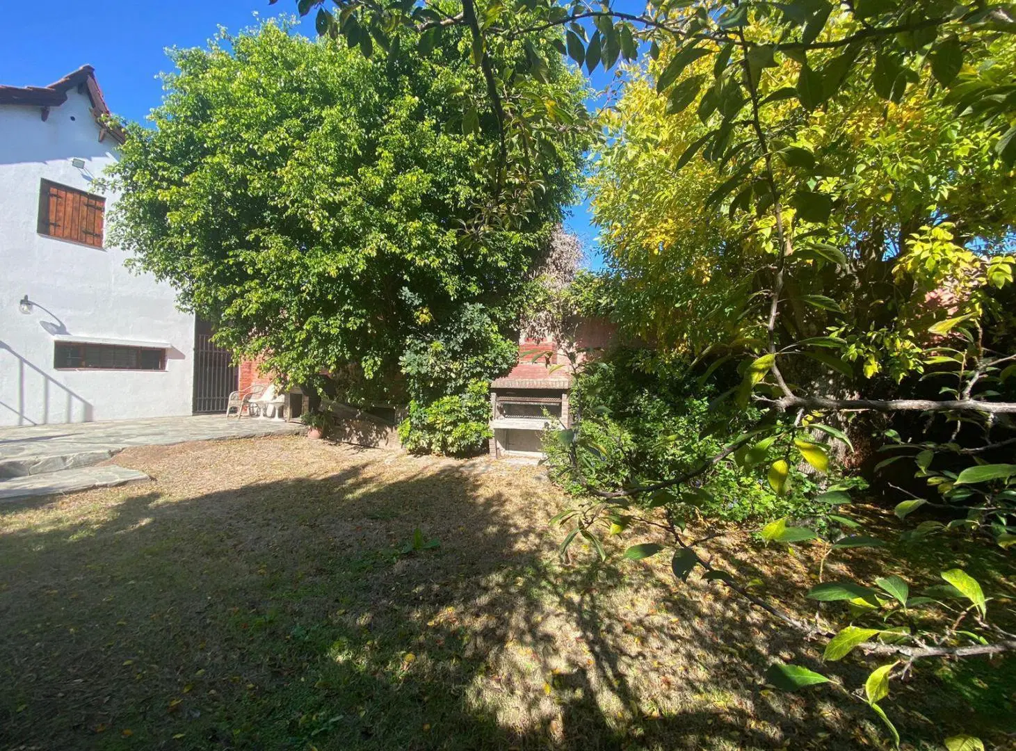 Casa en Tolosa en Alquiler 2 dormitorios y parque 4