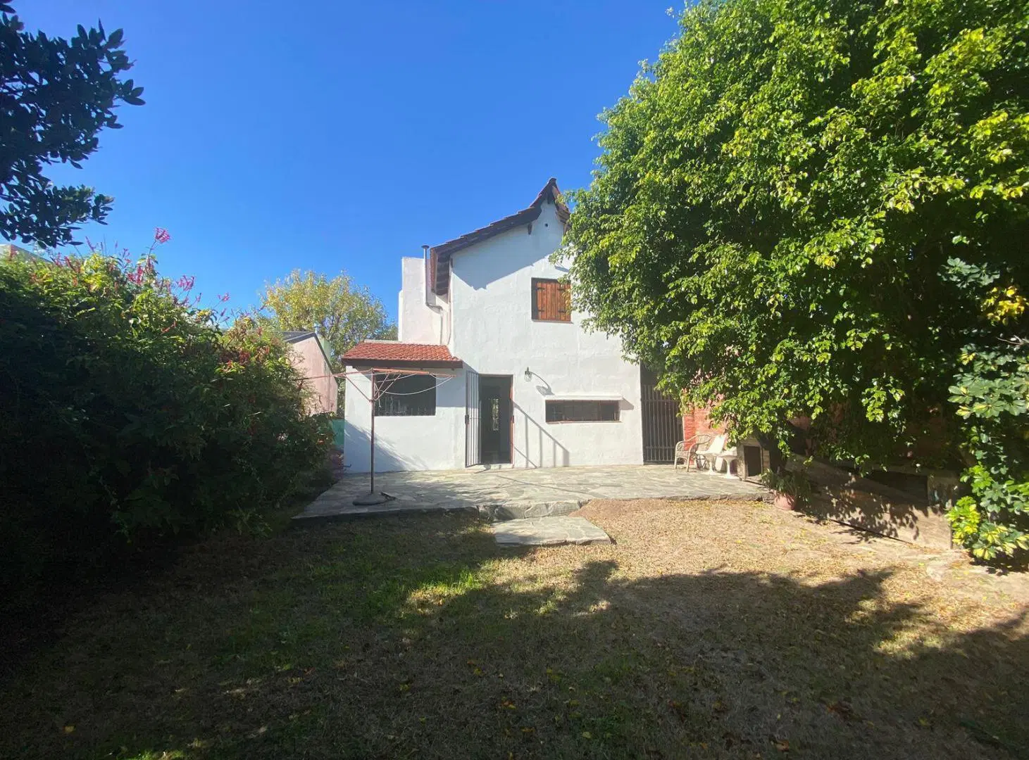 Casa en Tolosa en Alquiler 2 dormitorios y parque 1